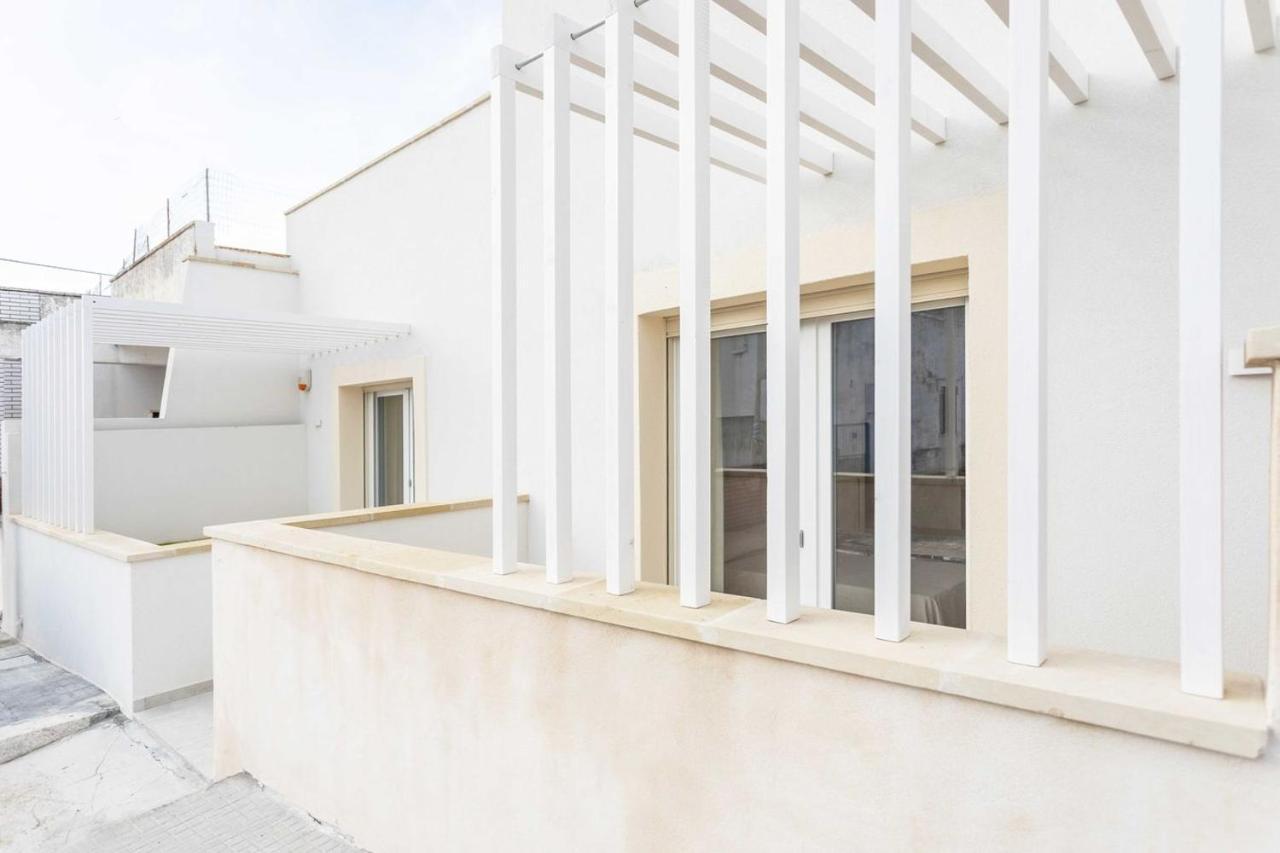 Dimora Dei Maestri-Camera Con Veranda E Bagno Privati Felline Esterno foto