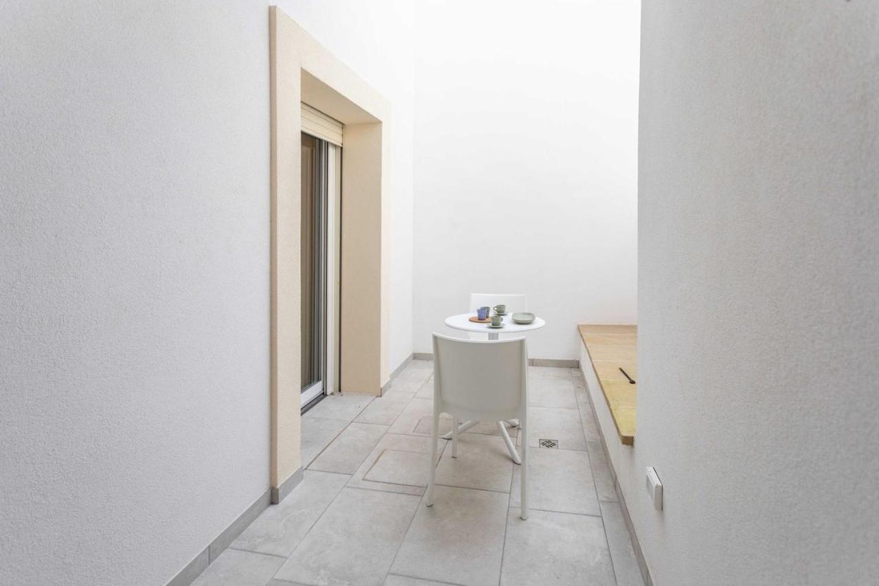 Dimora Dei Maestri-Camera Con Veranda E Bagno Privati Felline Esterno foto